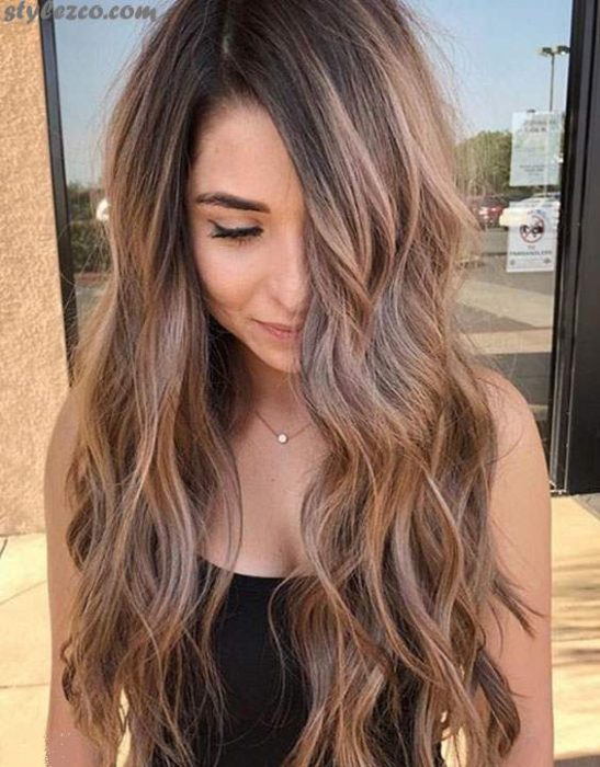 Attractive ways to Wear Caramel Highlights on Long Hairstyles