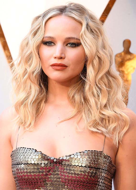 Curly Hairstyles for Medium Length Hair in 2019