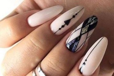 Stylish Nail Arts for Women in 2019