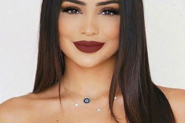 Fresh Makeup Look with Shoulder Length Hairstyles for 2019