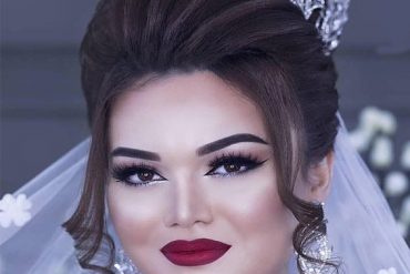 Gorgeous Makeup Style for Bridal Girls In 2019