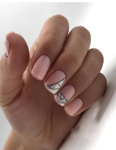 Mind Blowing Nail Art Ideas for Winter Season of 2019