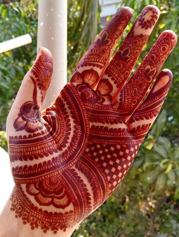 Stylish Mehndi Designs to Create Nowadays for 2019