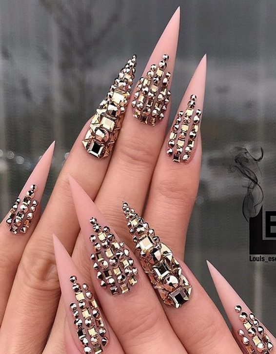 Stunning Nail Designs & Look for 2019 Ladies