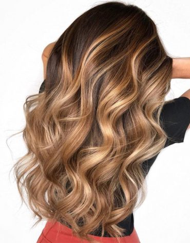 Inspiring Long Blonde Hairstyles with Brown Highlights for 2019