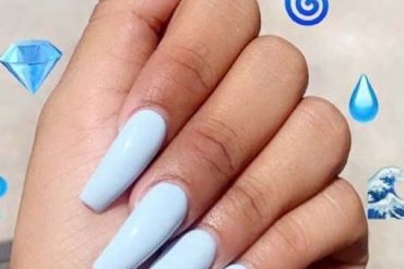 Blue Nail Polish Ideas for Long Nails in year 2019