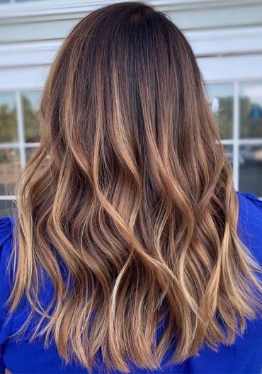 Awesome Medium to Long Hairstyles for Women in 2019