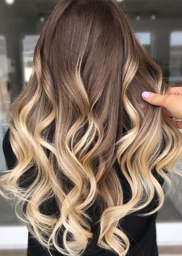 Effortless Blonde Balayage Hair Color Shades for 2019