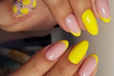 Most Beautiful Nail Arts & Images to Show off Right Now