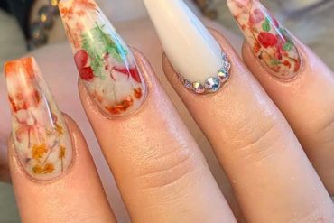 Most Beautiful Acrylic Nail Arts Designs for 2019