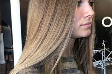 Long Sleek Balayage Hairstyles to Wear on Special Occasions