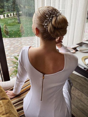Gorgeous Bridal Bun Hairstyles to Show Off in 2019