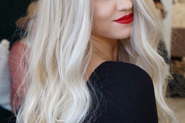 Long Blonde Hairstyles for Women You Must Try in Year 2019