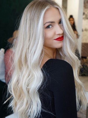 Long Blonde Hairstyles for Women You Must Try in Year 2019