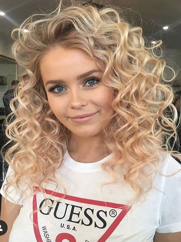 Amazing Soft Curly Hairstyles for Long Hair in 2020