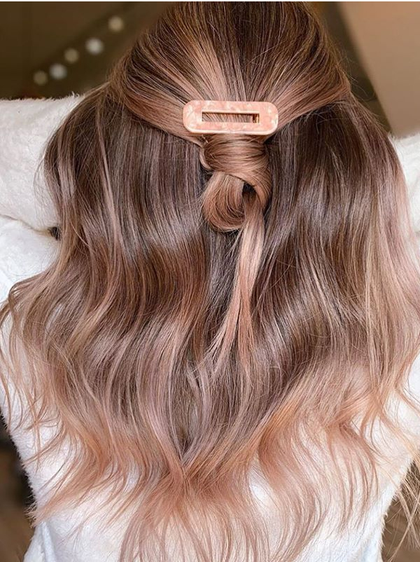 Gorgous Rose Gold Hair Color Shades in Year 2020