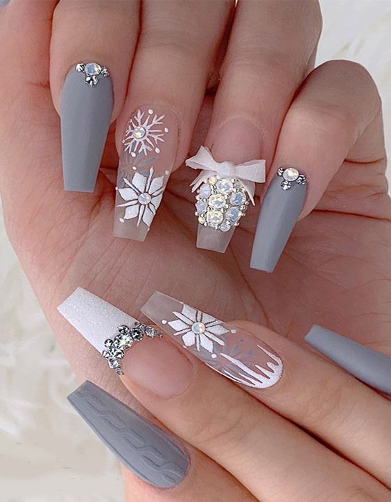 Stylish & Lovely Nail Art Ideas for Every Girls