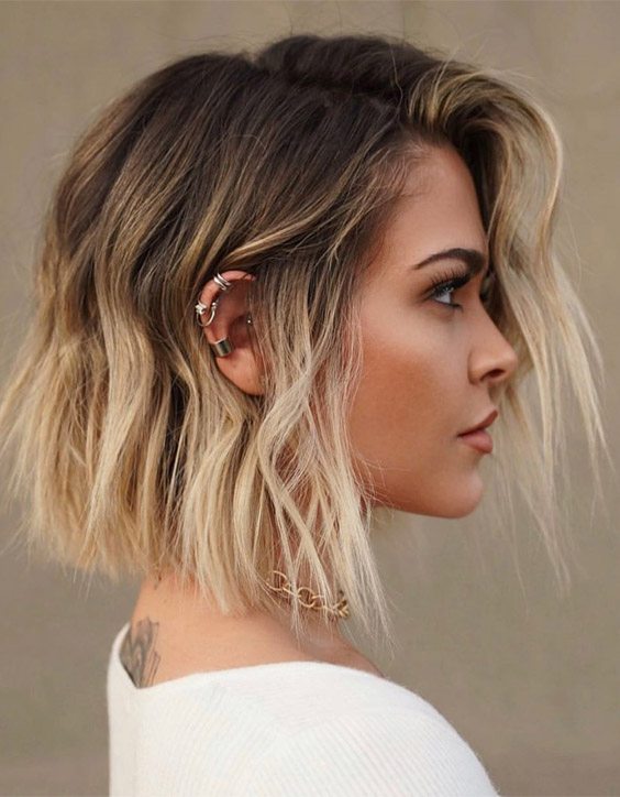 Lovely Blunt Short Bob Haircuts for Girls In 2020