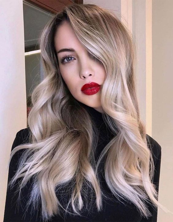 Super Cool Blonde Highlights & Style for 2020