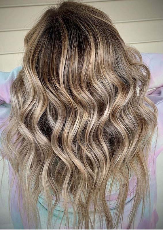 Fantastic Beach Waves Balayage Hair Styles to Try in 2020