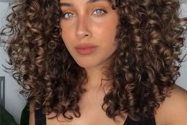 Excellent Style of Medium Curly Hair & Images In 2020