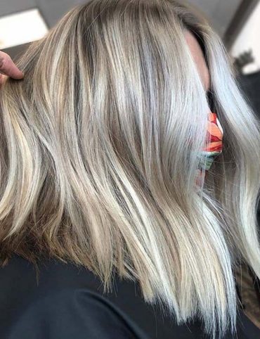 Gorgeous Blonde Lob Hairstyles for Women 2020