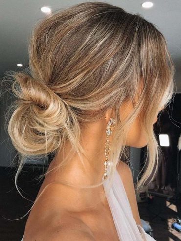 Effortless updo Hairstyles to Sport in Year 2020
