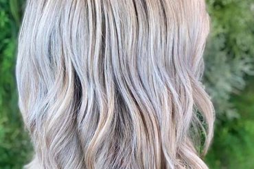 Awesome Blonde Hair Colored Waves for Women