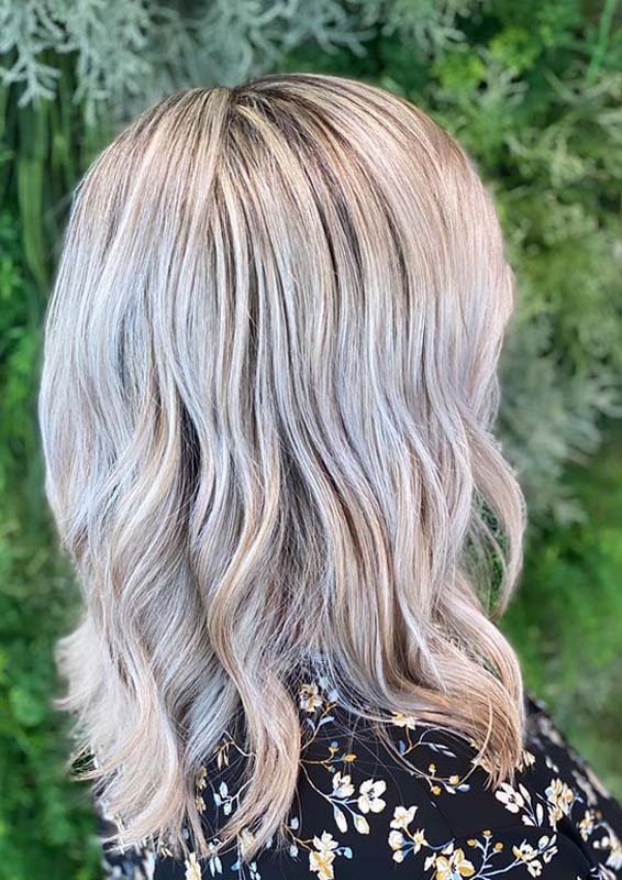Awesome Blonde Hair Colored Waves for Women
