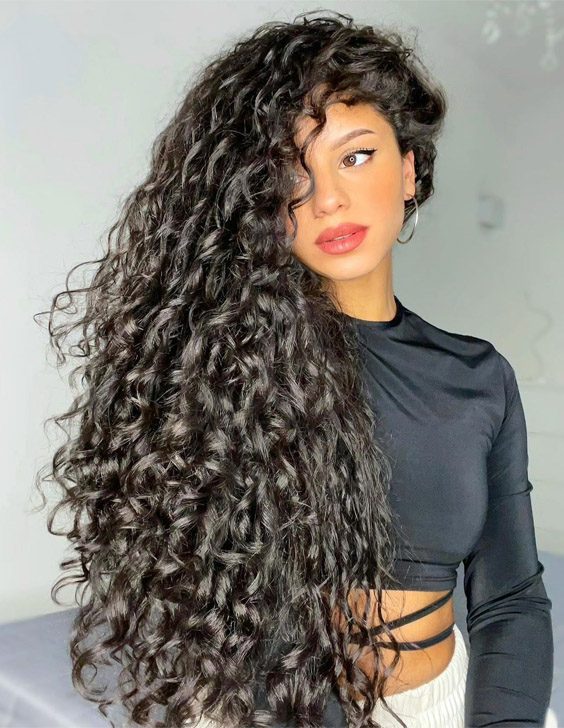 Delightful Style of Curly Hairstyle for 2021 Young Girls