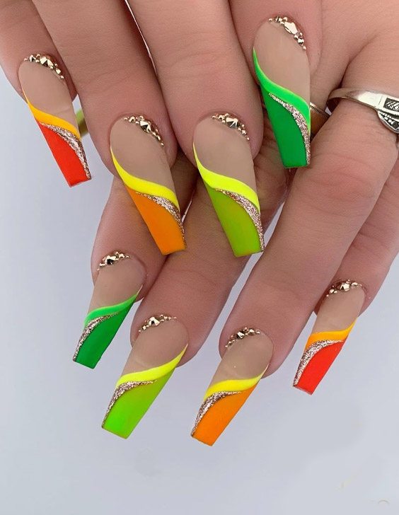 Gorgeous Colorful Nail Ideas for Stylish Girls 
