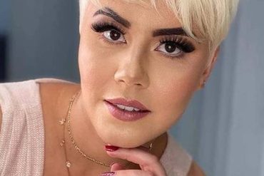 Latest Platinum Blonde Pixie Haircuts to Create