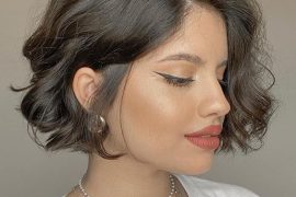 Best Hair and Makeup Style for 2021 Girls