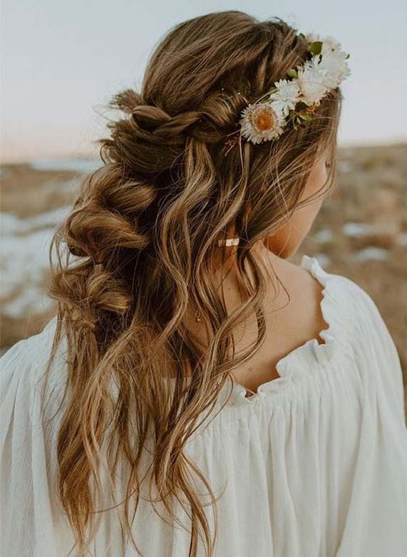 Adorable Wedding Hair Styles to Show Off