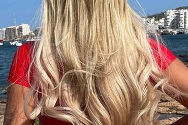 Long Wavy Hairstyles for Girls