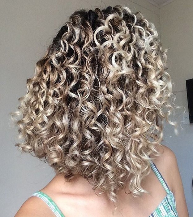 Lovely 2021 Curly Hair Trends You Should Try Now