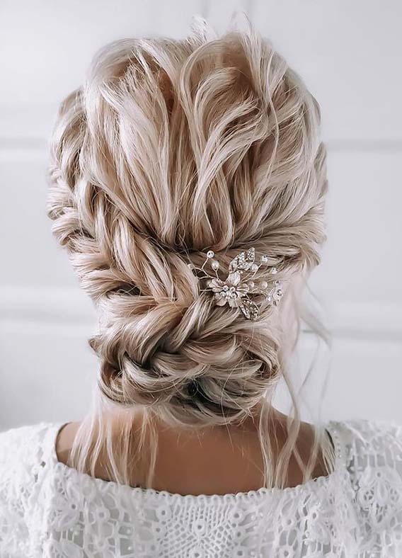 Stunning Braided Updo Hair Styles to Show Off