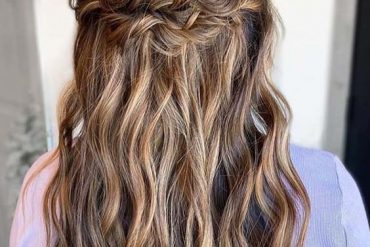 Beautiful Half Up Wedding Hairstyles to Show Off