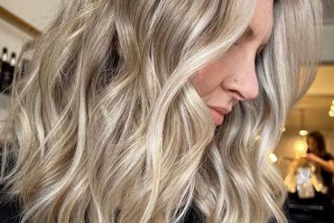 Amazing Lob Styles with Blonde Shades