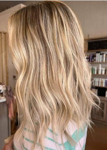 Sensational Golden Blonde Hairstyles and Color Trends