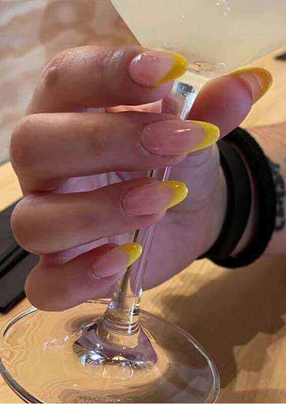 Awesome Long Almond Nail Arts and Designs to Try