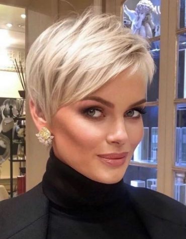 Awesome Short Pixie Haircut Style to Try Now
