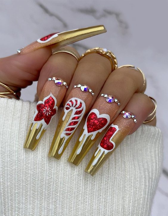 Best Christmas Nail Ideas to Follow Now