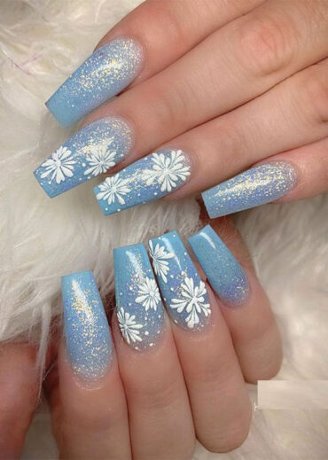 winter Frosty Nails Idea